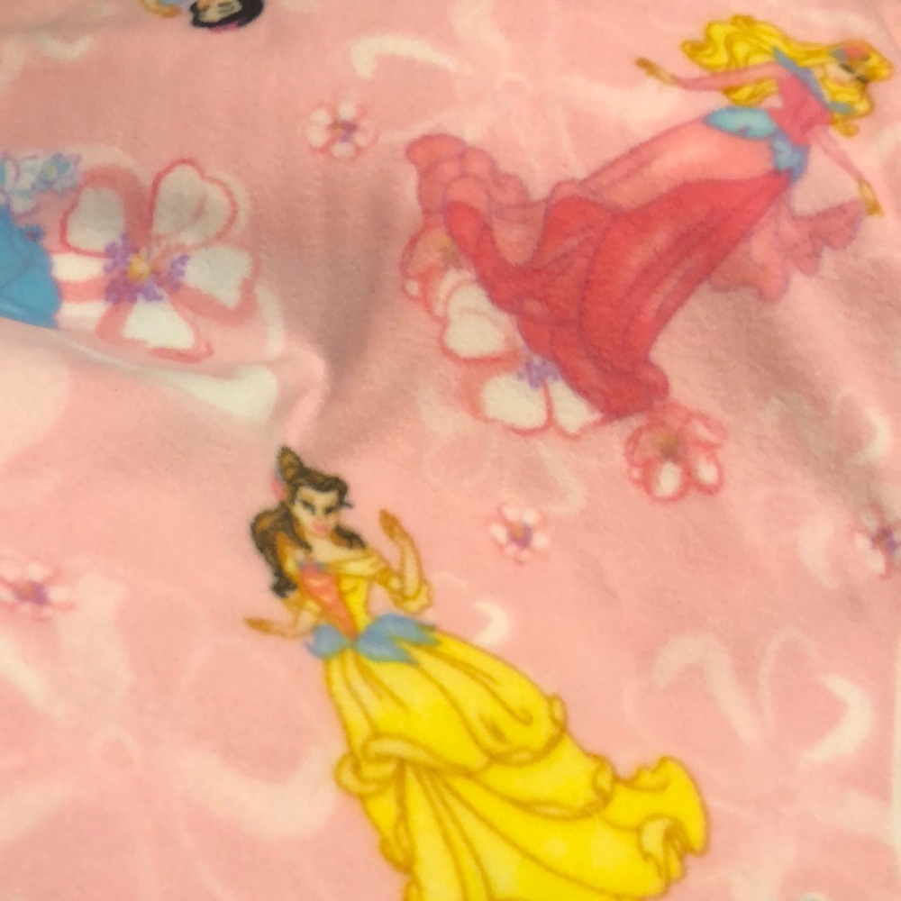 Fabric fleece Disney Princess Toss 1 yard x 58/60" wide Springs Creative